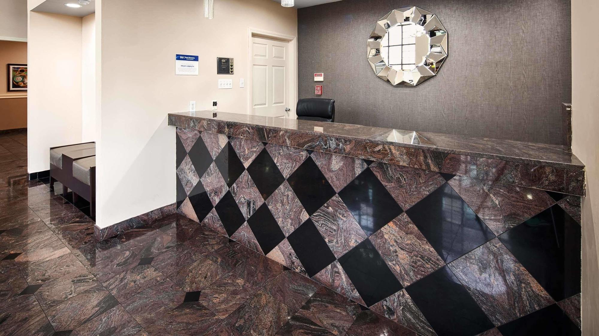Best Western Airport Inn Monroe Eksteriør bilde